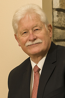 Tom Roanhouse